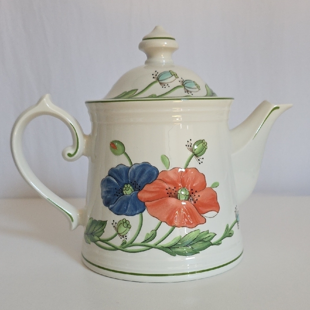 Villeroy & Boch Amapola Teapot and Lid